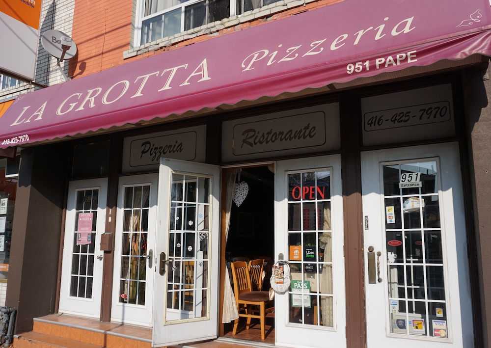 la grotta-papevillage